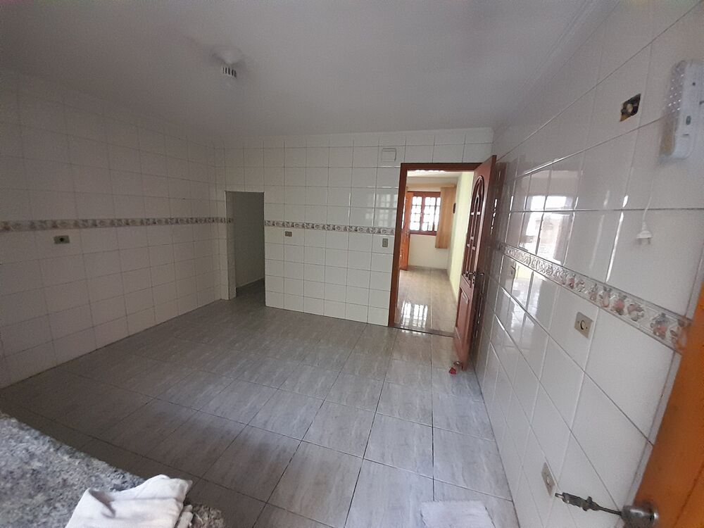 Sobrado à venda com 2 quartos, 110m² - Foto 5