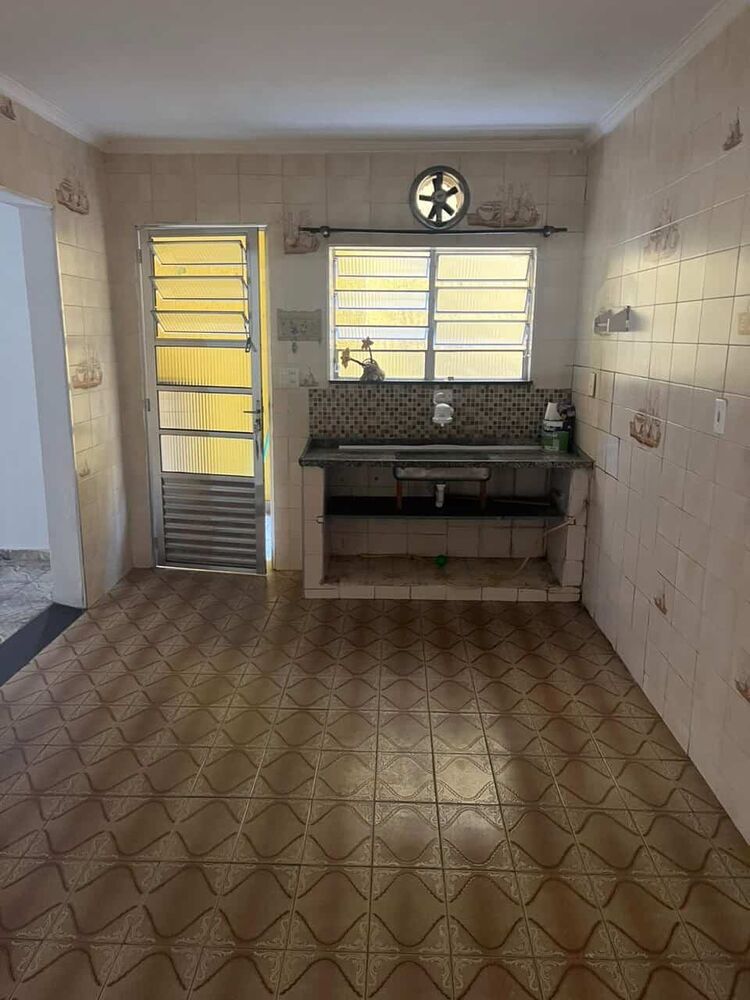 Sobrado, 4 quartos, 180 m² - Foto 1