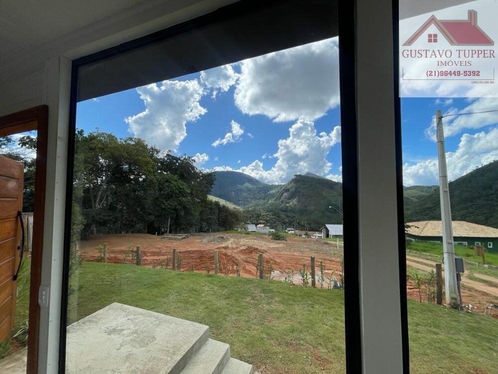 Casa à venda com 3 quartos, 423m² - Foto 1