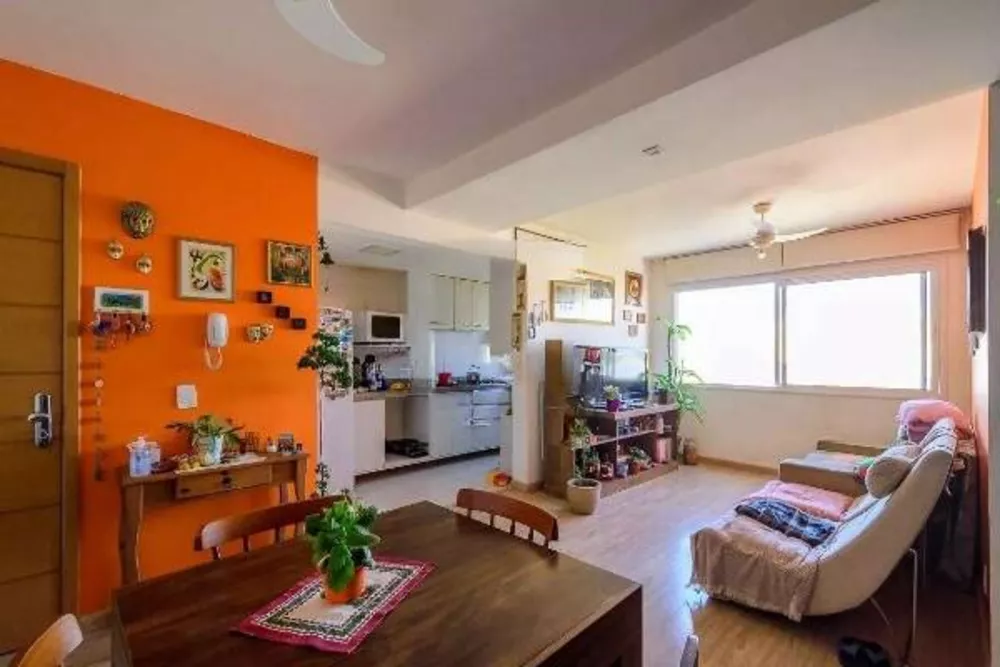 Apartamento à venda com 3 quartos, 81m² - Foto 1