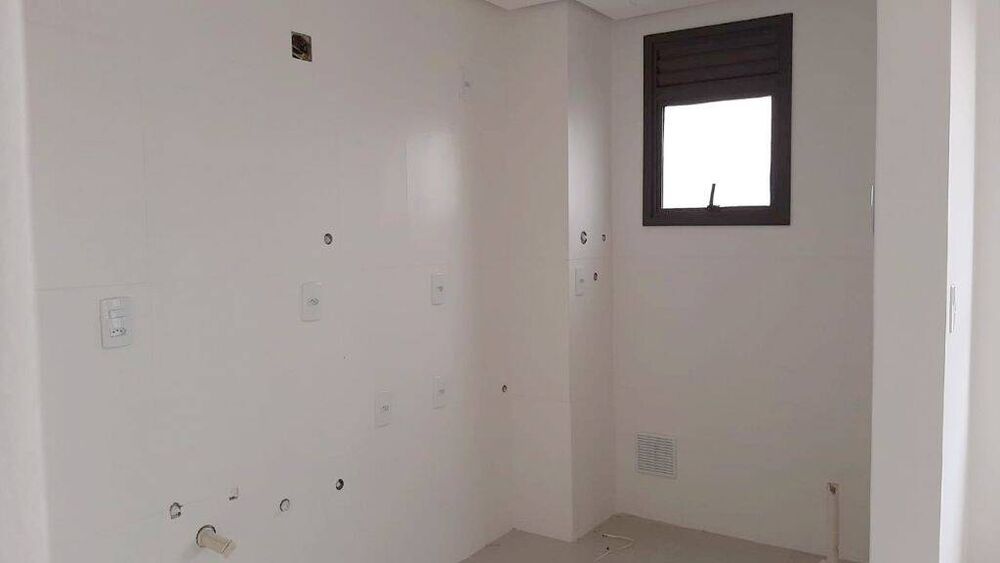 Apartamento à venda com 1 quarto, 42m² - Foto 4