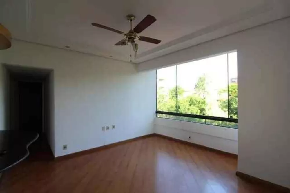 Apartamento à venda com 3 quartos, 92m² - Foto 2