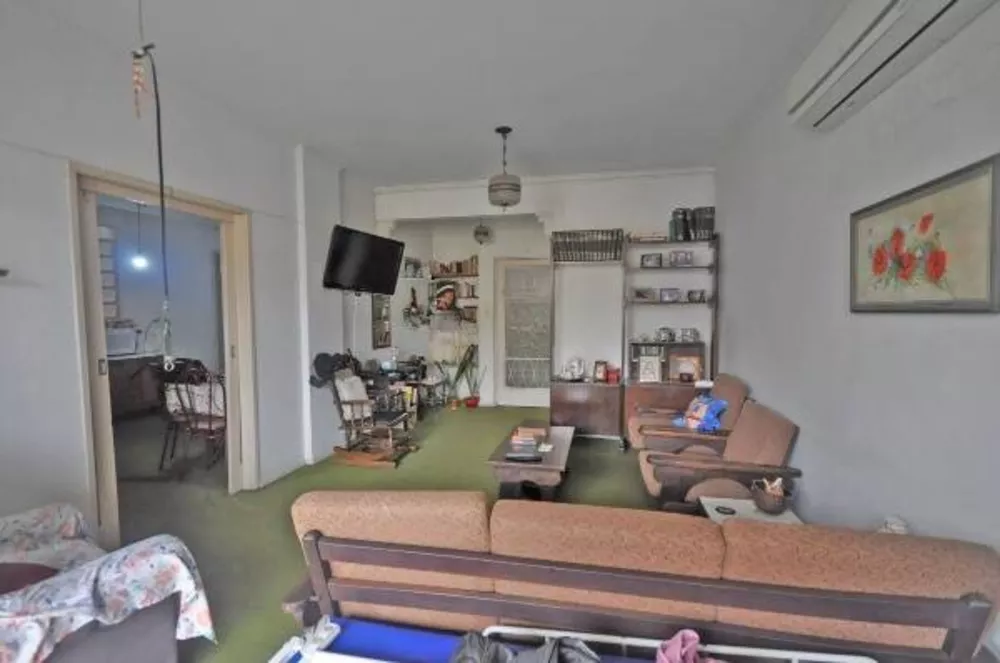 Apartamento à venda com 3 quartos, 129m² - Foto 2