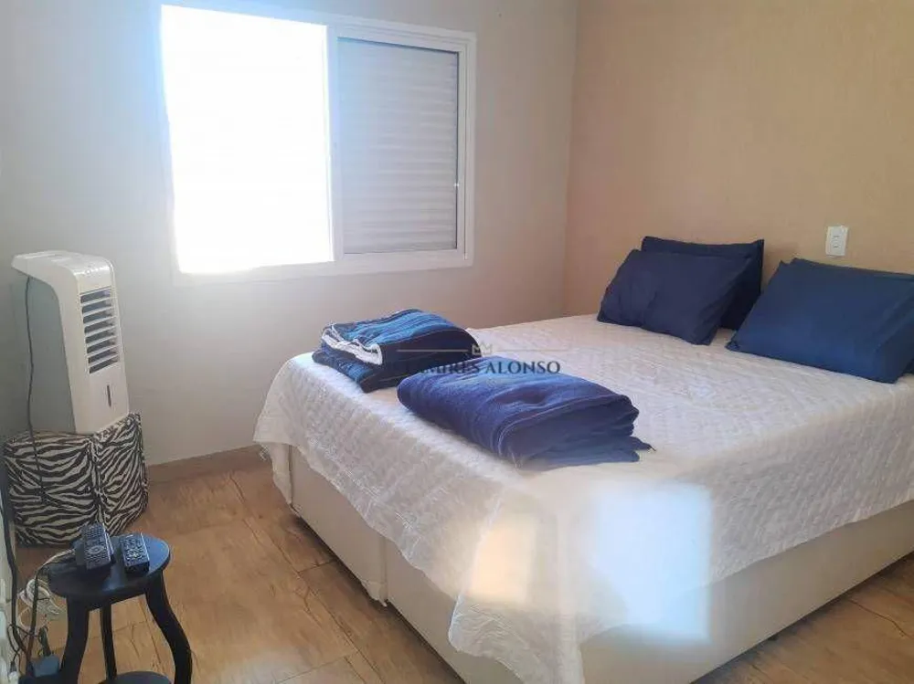 Casa, 3 quartos, 200 m² - Foto 2
