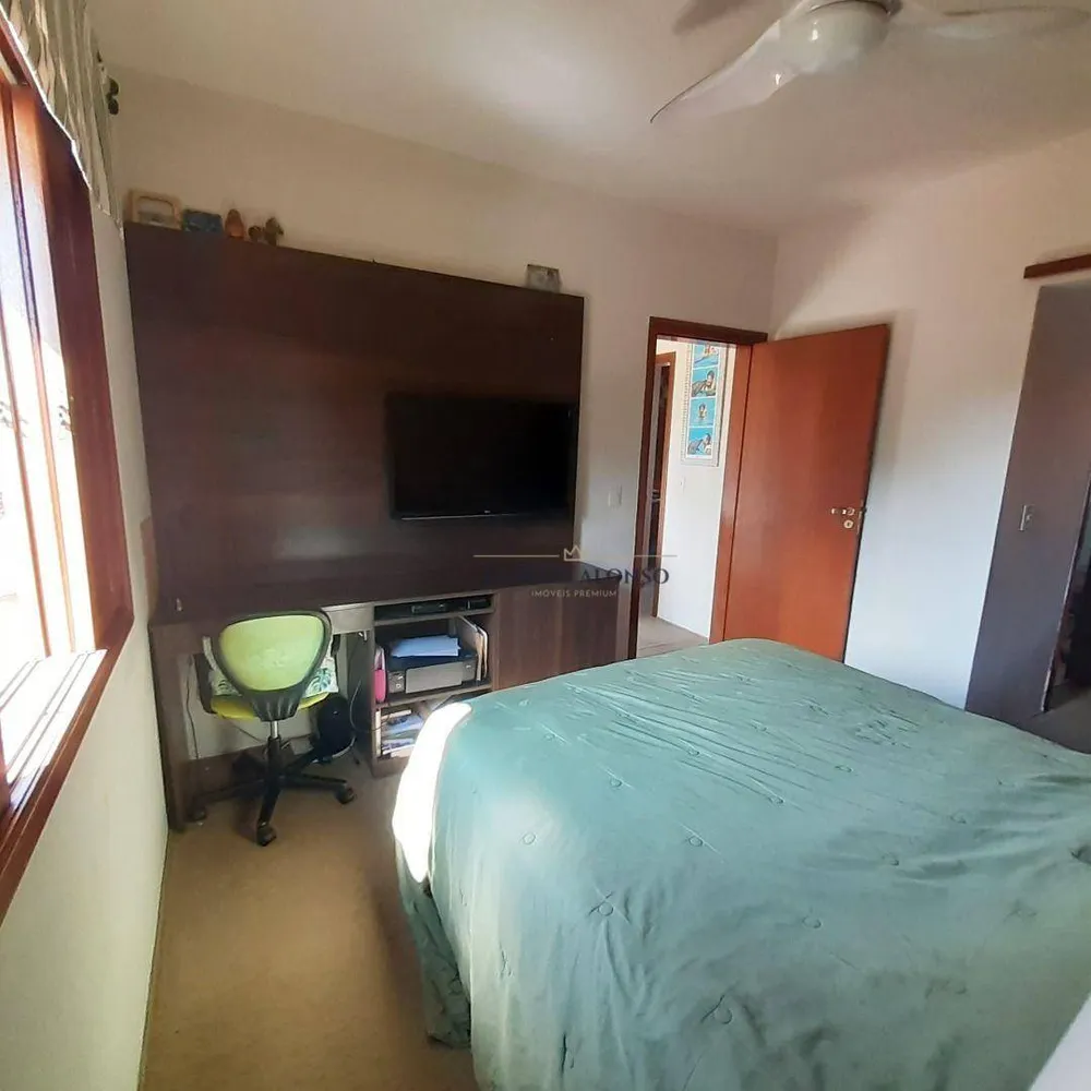 Casa, 3 quartos, 232 m² - Foto 2