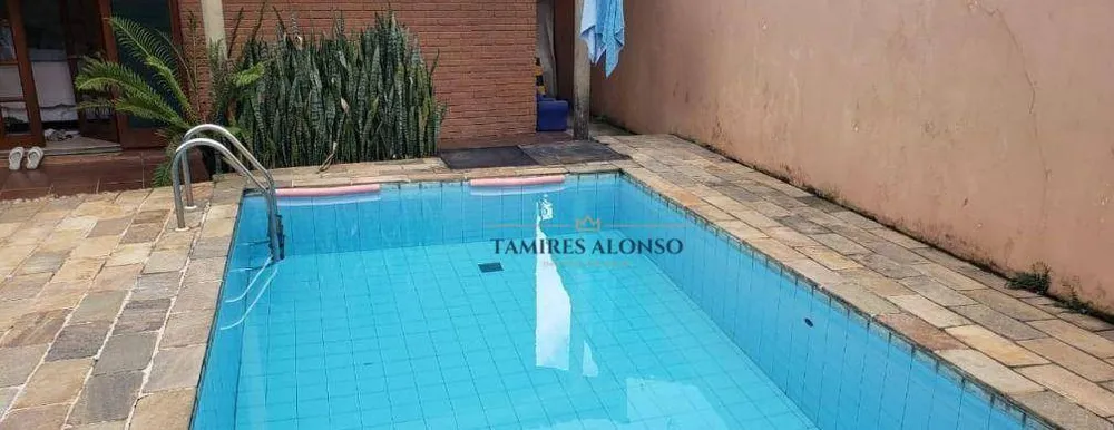 Casa, 3 quartos, 284 m² - Foto 2