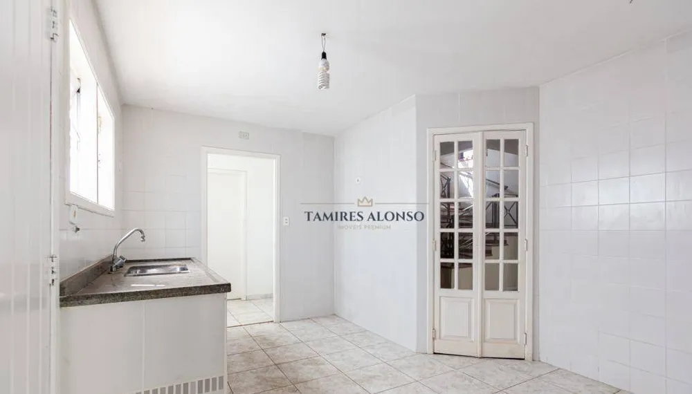 Casa, 3 quartos, 236 m² - Foto 4