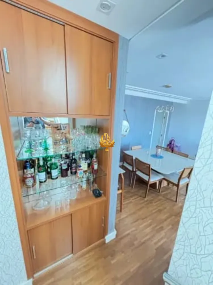 Apartamento, 3 quartos, 210 m² - Foto 2