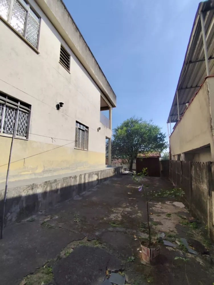 Casa, 4 quartos, 250 m² - Foto 31