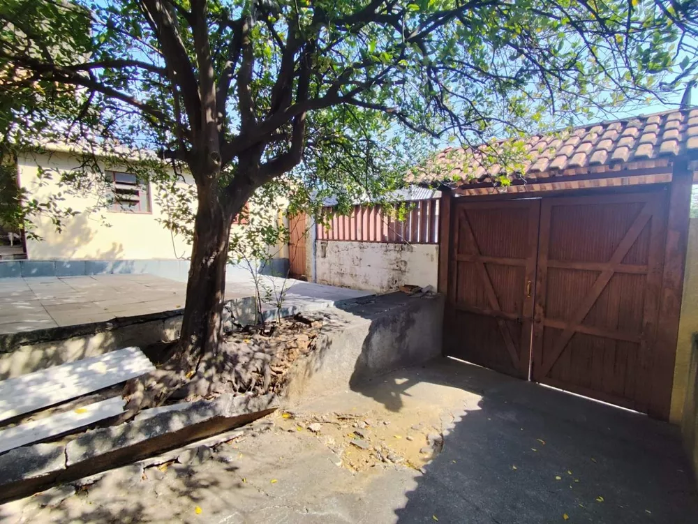 Casa, 4 quartos, 250 m² - Foto 35