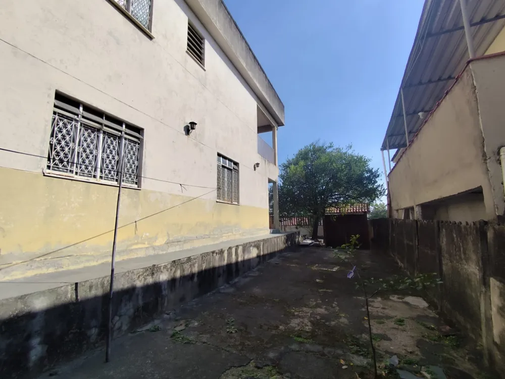 Casa, 4 quartos, 250 m² - Foto 33