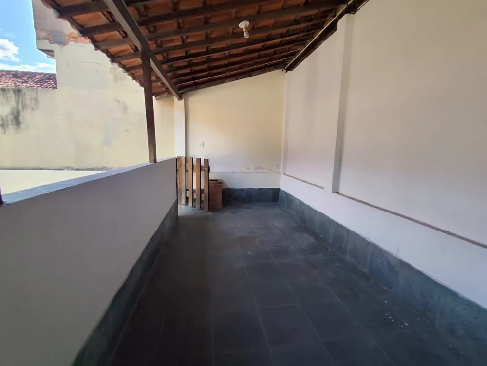 Casa, 3 quartos, 259 m² - Foto 38