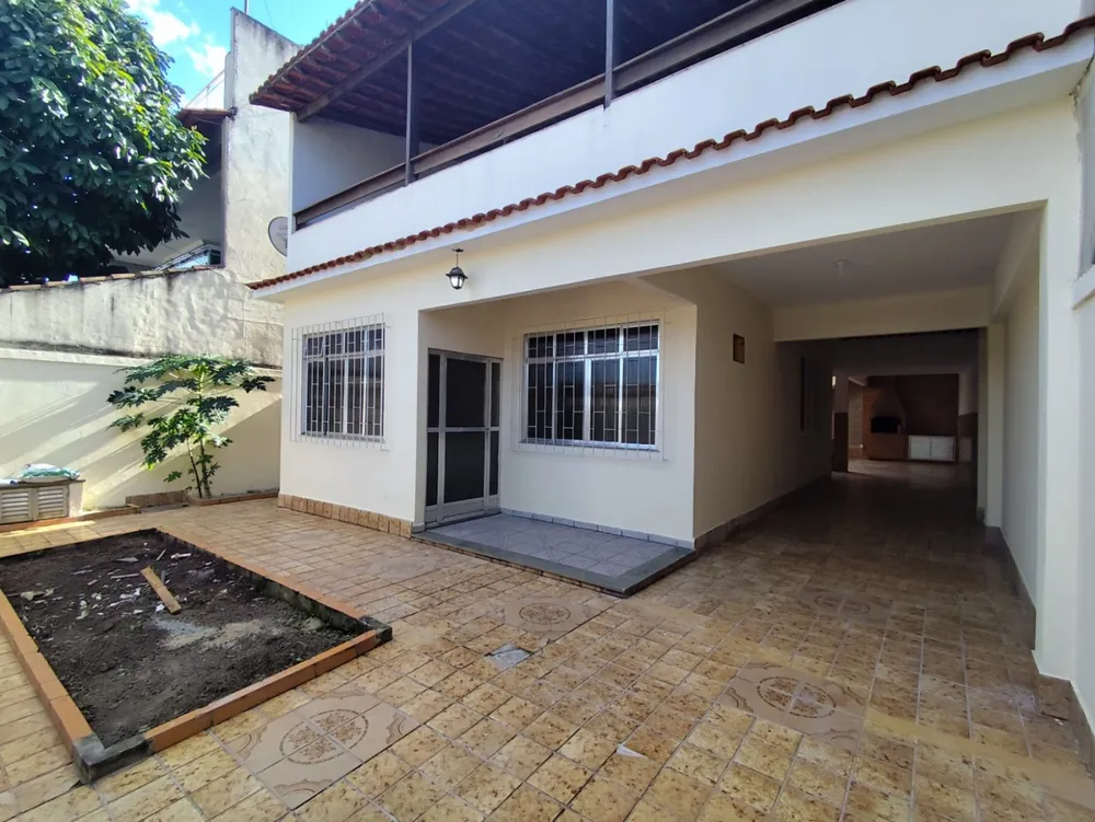 Casa, 3 quartos, 259 m² - Foto 1