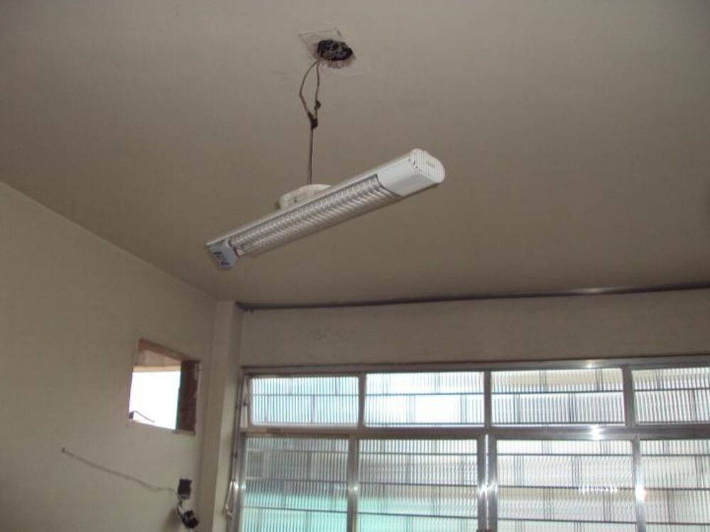 Casa à venda com 3 quartos, 300m² - Foto 8