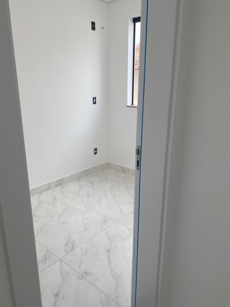 Apartamento à venda com 3 quartos, 120m² - Foto 2