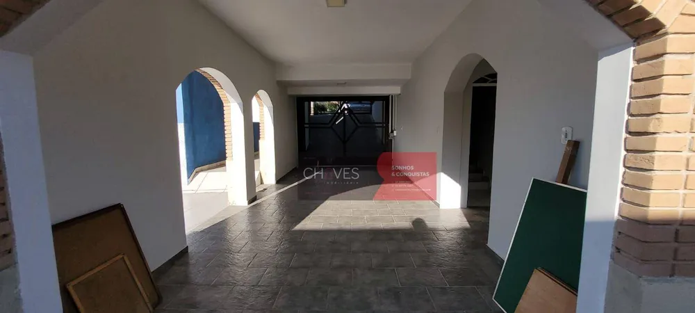 Sobrado, 3 quartos, 301 m² - Foto 4