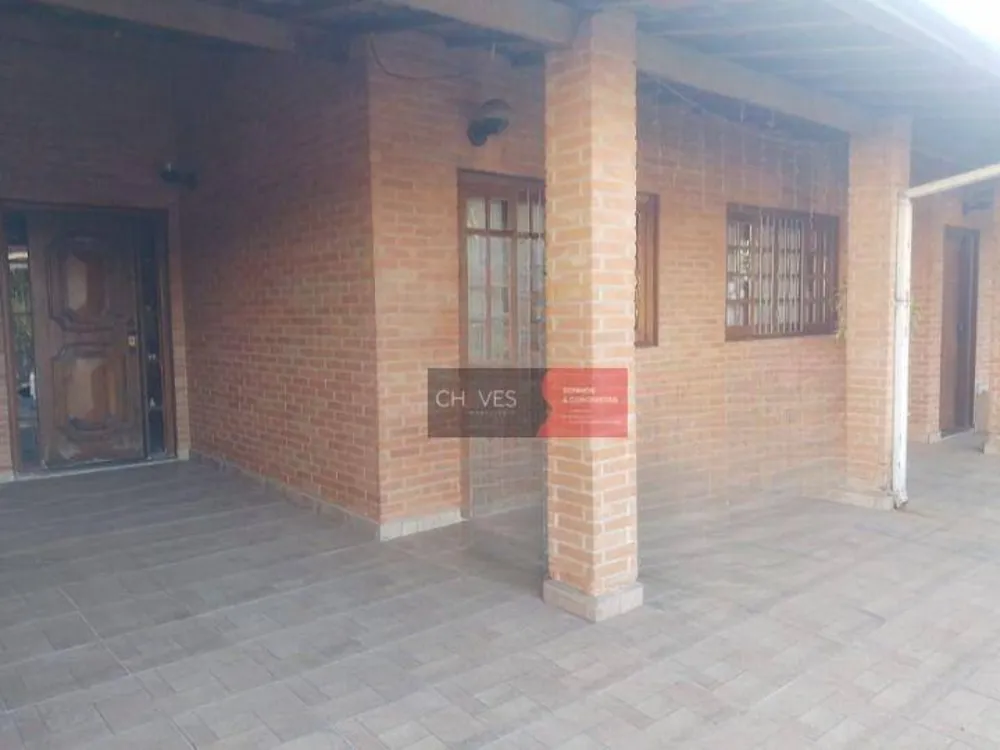 Casa, 3 quartos, 265 m² - Foto 1