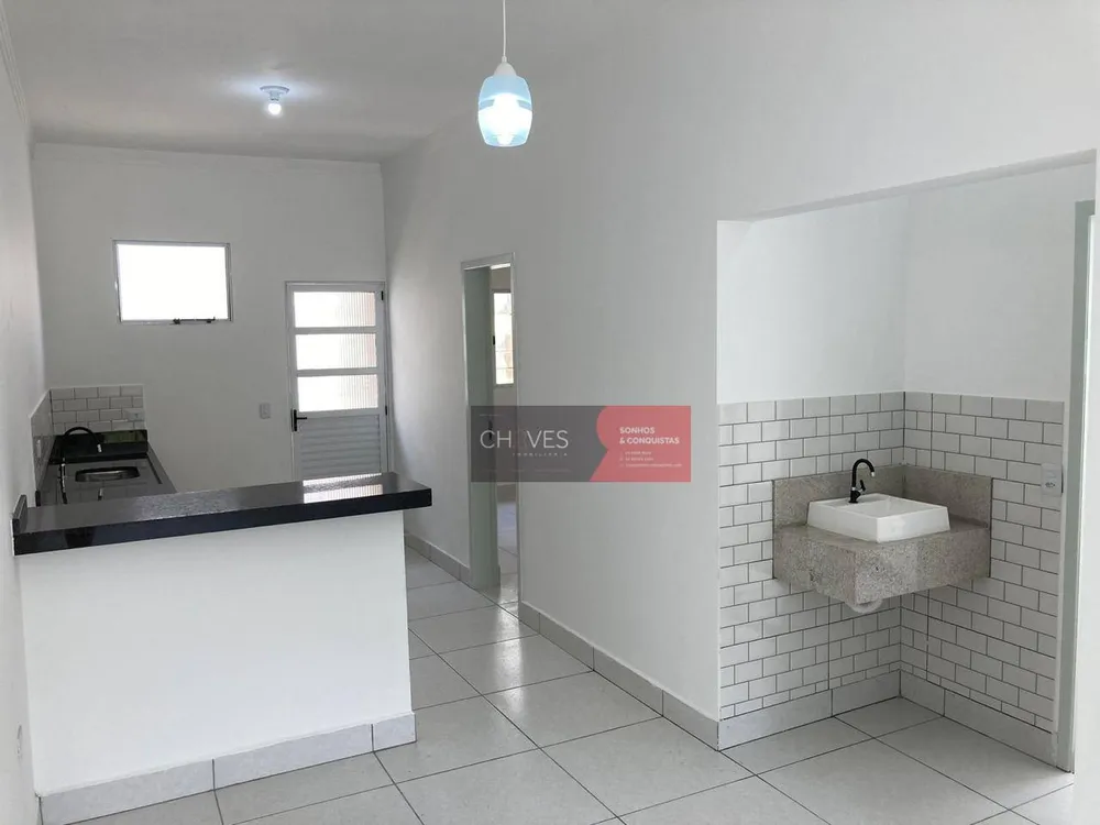 Casa, 2 quartos, 60 m² - Foto 2