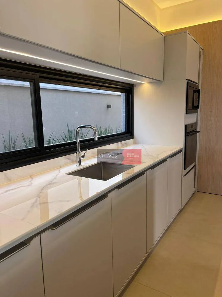 Sobrado, 5 quartos, 408 m² - Foto 4