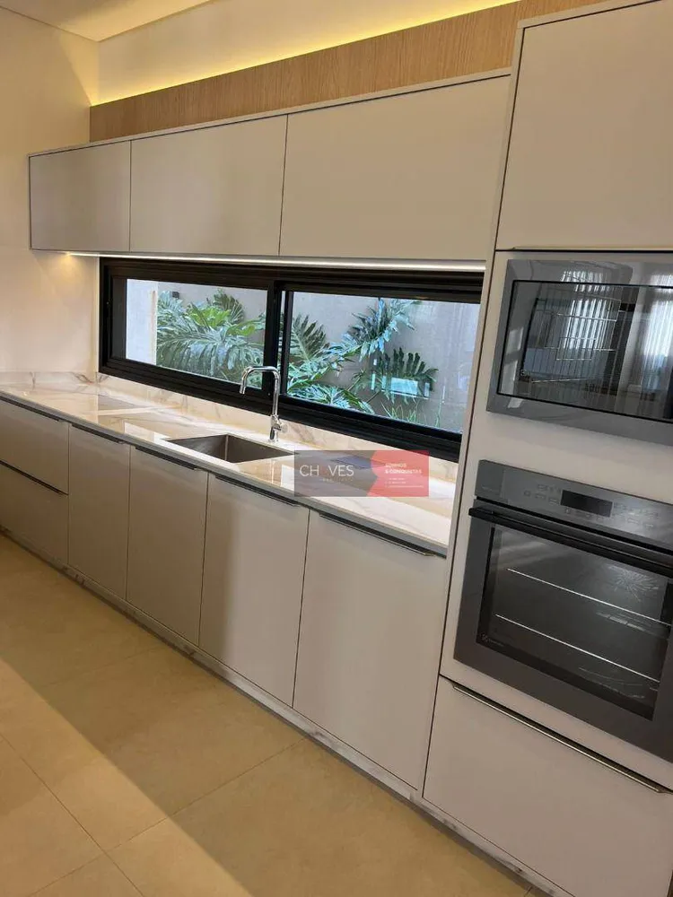 Sobrado, 5 quartos, 408 m² - Foto 1