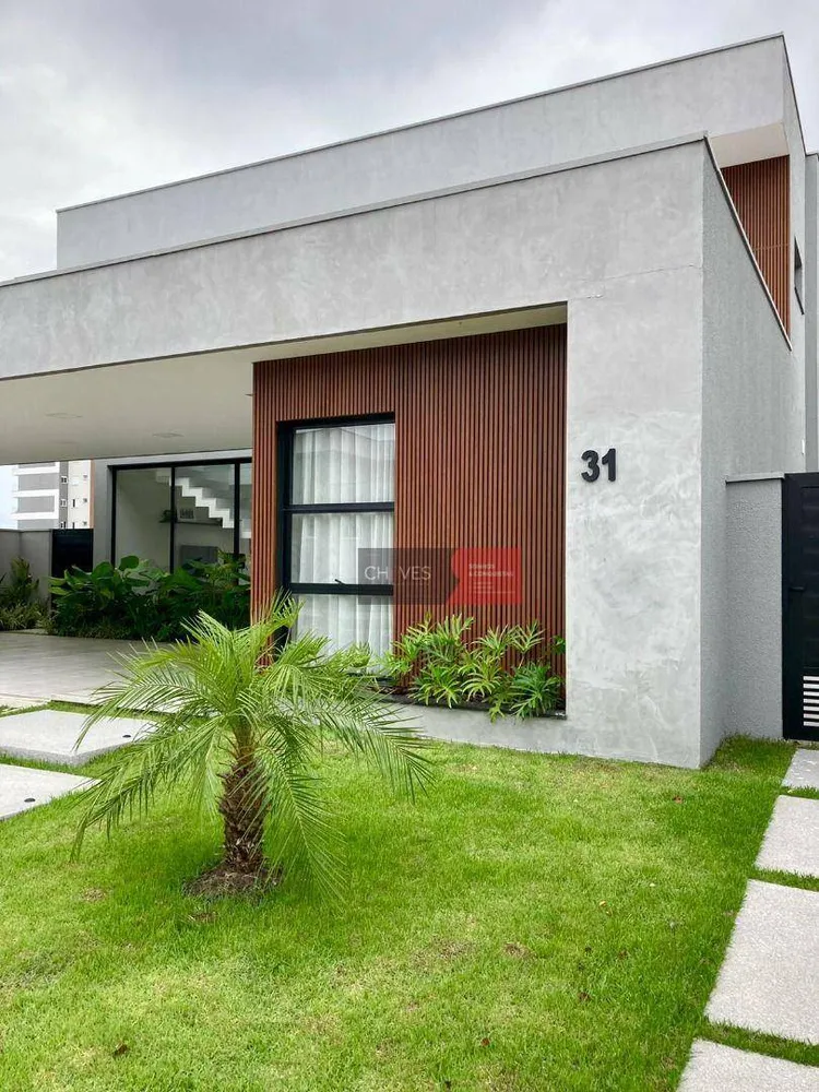 Sobrado, 4 quartos, 293 m² - Foto 1