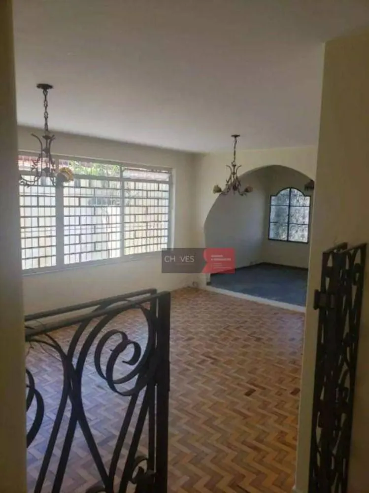 Casa, 3 quartos, 238 m² - Foto 1