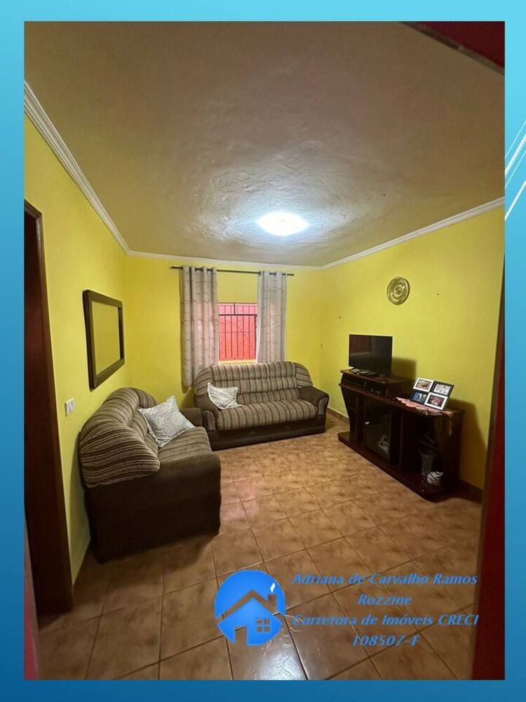 Casa à venda com 3 quartos, 196m² - Foto 1