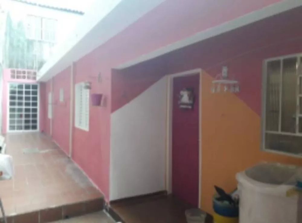 Casa à venda com 4 quartos, 123m² - Foto 3