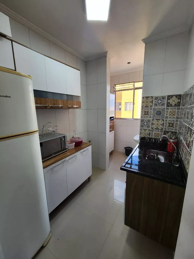 Apartamento à venda com 2 quartos, 58m² - Foto 2