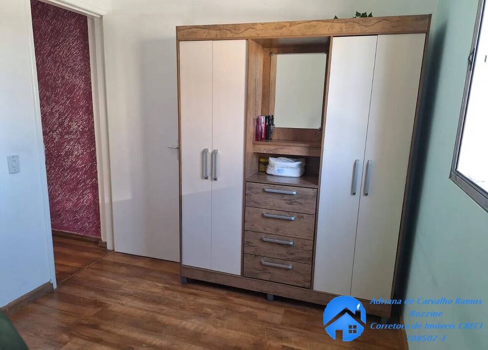 Casa à venda com 2 quartos, 65m² - Foto 4