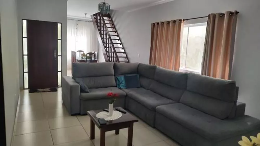 Casa à venda com 5 quartos, 405m² - Foto 2