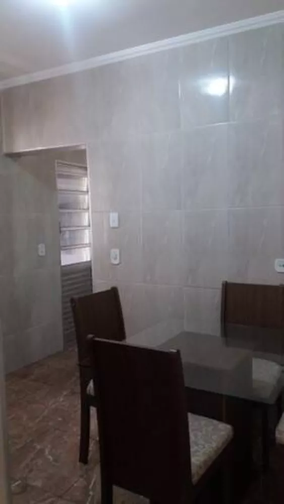 Sobrado à venda com 2 quartos, 128m² - Foto 3