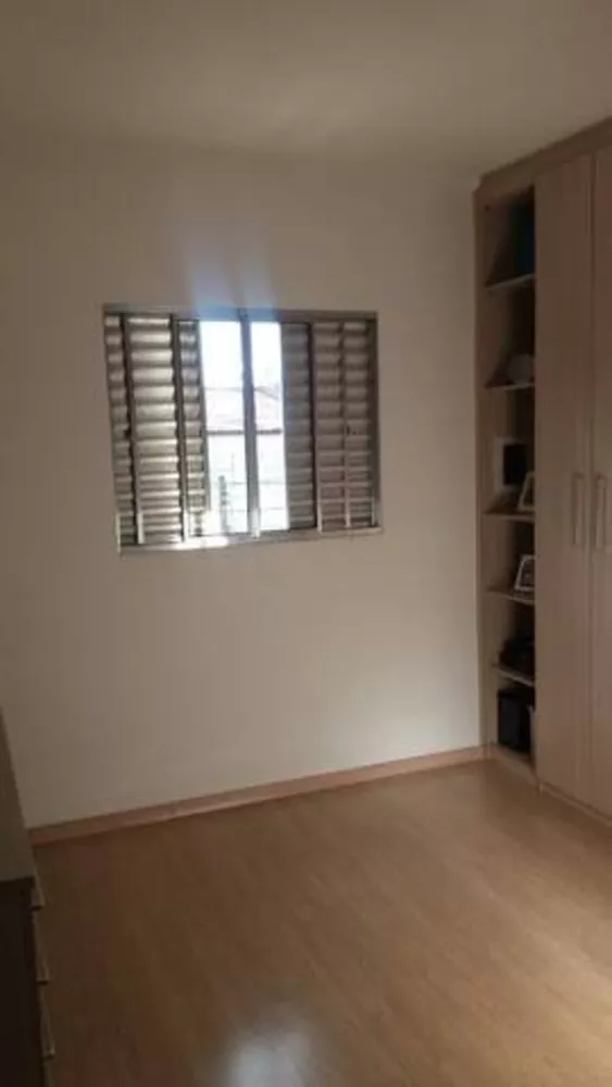 Sobrado à venda com 2 quartos, 128m² - Foto 4