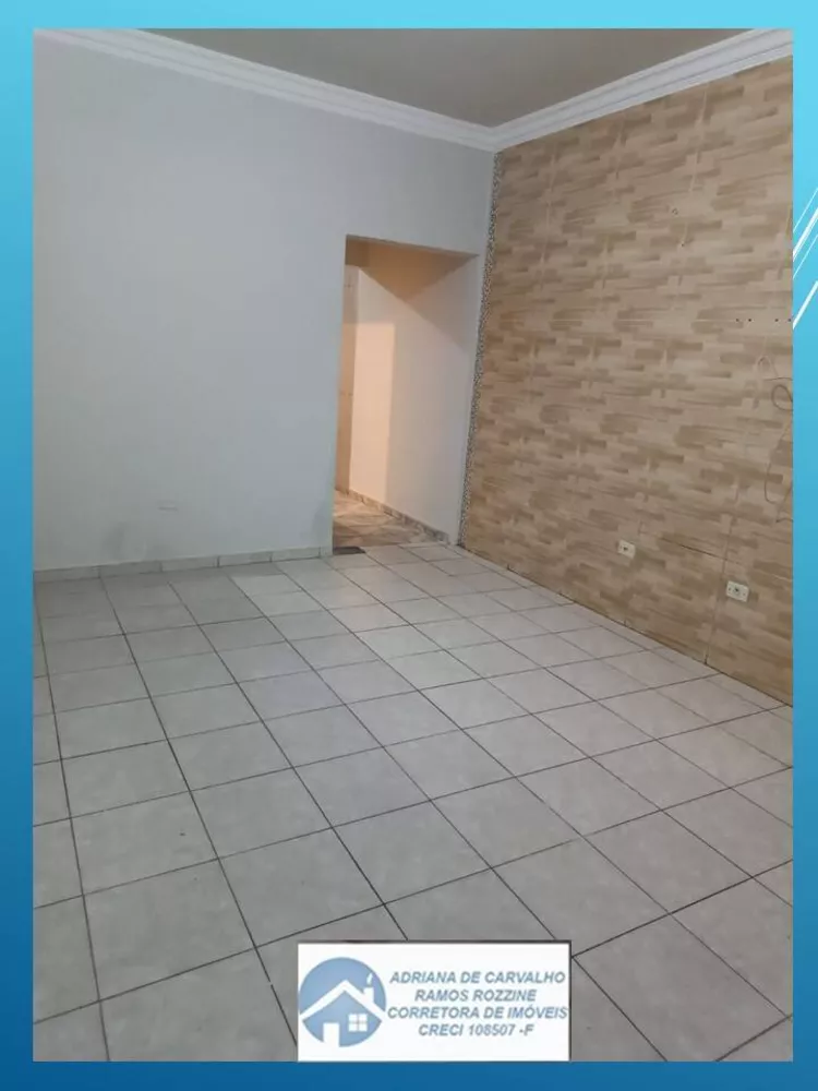 Casa à venda com 2 quartos, 70m² - Foto 2