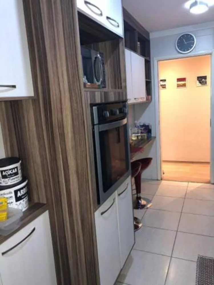 Apartamento à venda com 3 quartos, 80m² - Foto 1