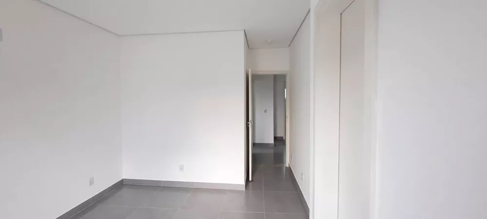 Sobrado à venda com 3 quartos, 100m² - Foto 3