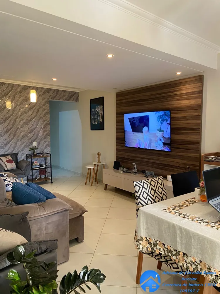 Casa, 3 quartos, 230 m² - Foto 2