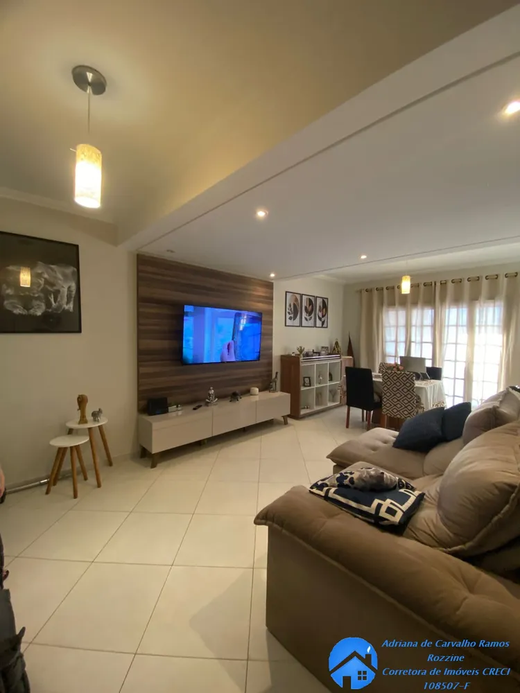 Casa, 3 quartos, 230 m² - Foto 3