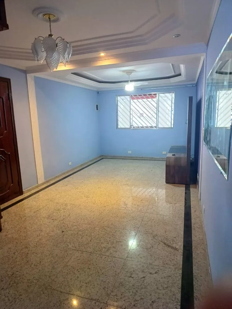 Casa à venda com 3 quartos, 250m² - Foto 4