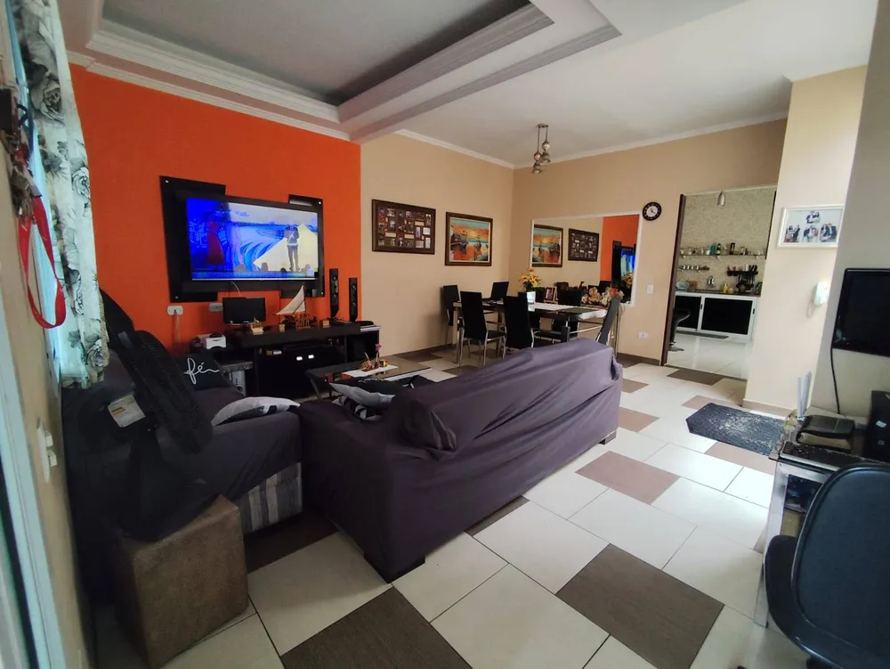 Casa, 4 quartos, 320 m² - Foto 1