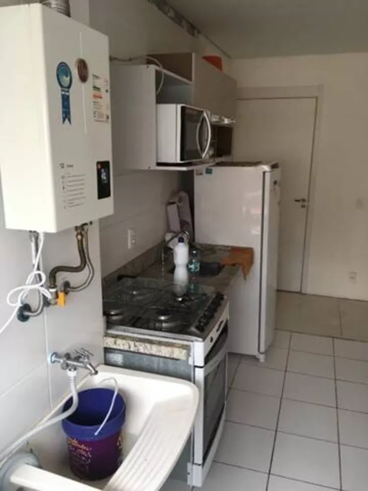 Apartamento à venda com 2 quartos, 56m² - Foto 2