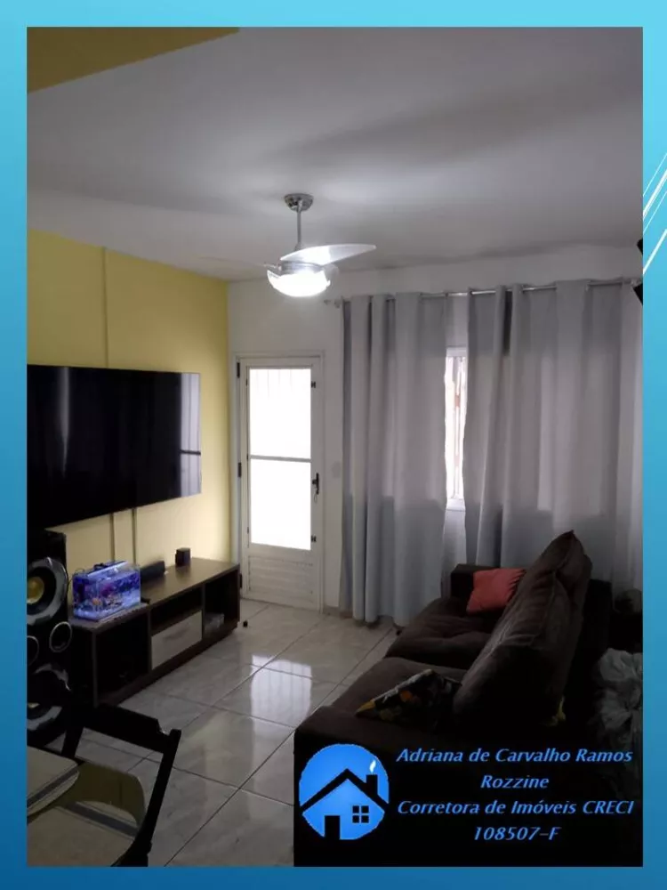 Casa à venda com 2 quartos, 60m² - Foto 4