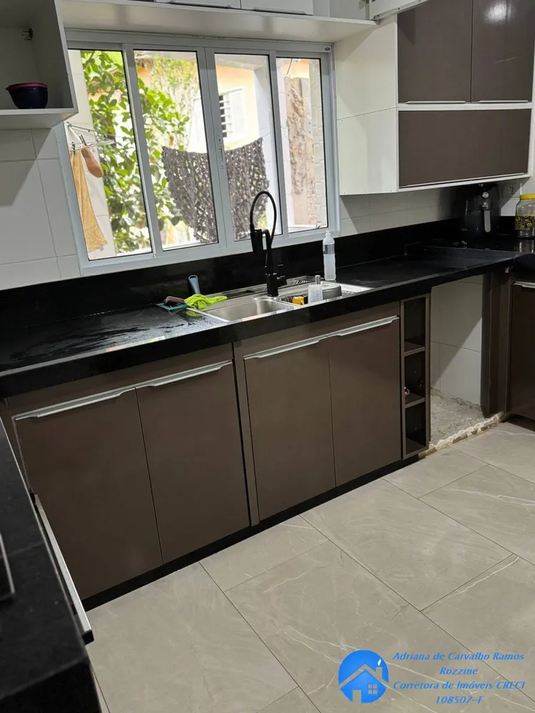 Casa, 3 quartos, 250 m² - Foto 1