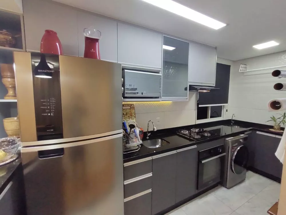 Apartamento à venda com 2 quartos, 59m² - Foto 2