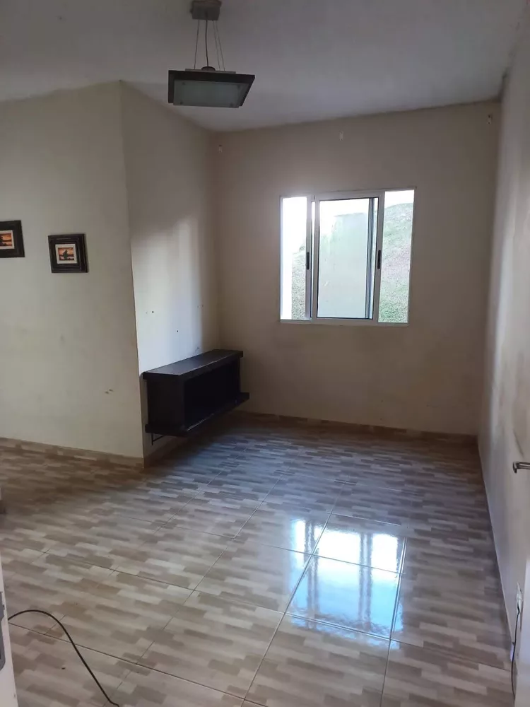 Apartamento à venda com 2 quartos, 45m² - Foto 1