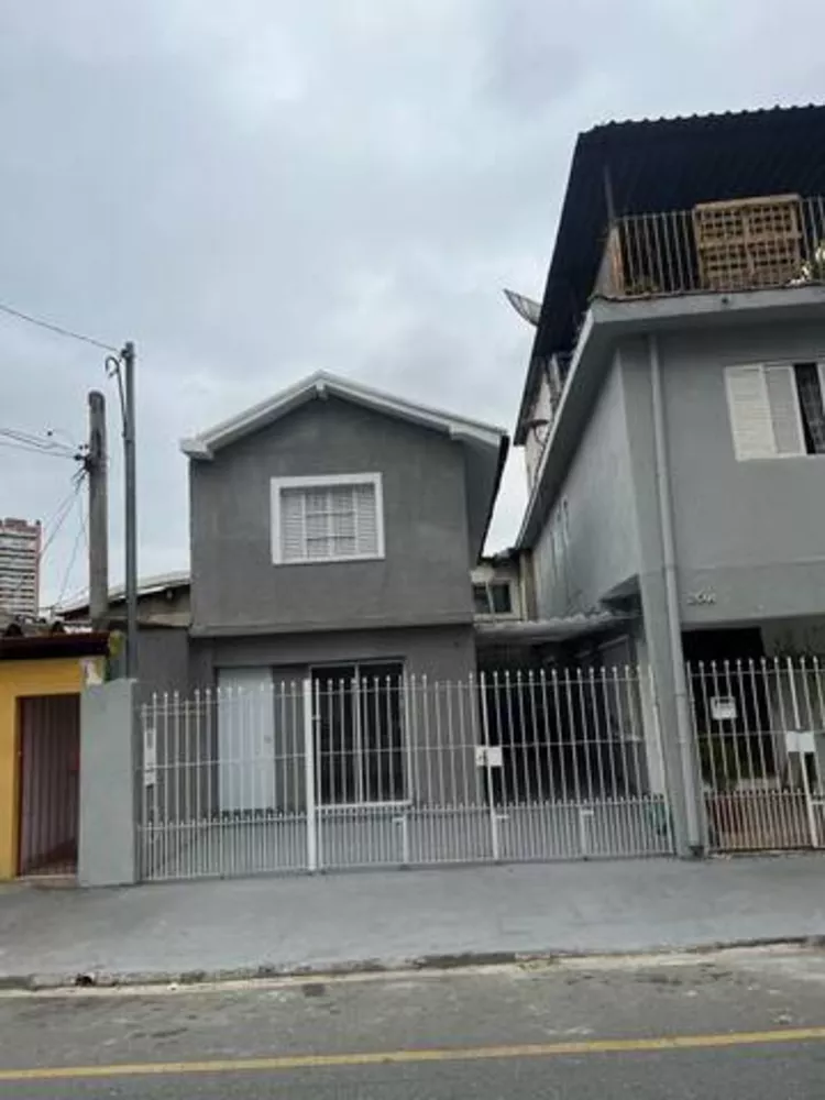 Casa à venda com 3 quartos, 95m² - Foto 1