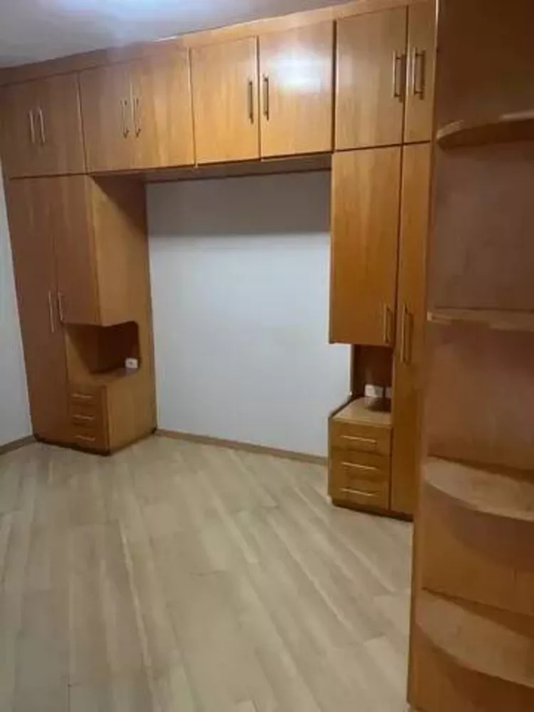 Apartamento à venda com 2 quartos, 65m² - Foto 4