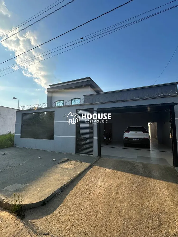 Casa, 3 quartos, 163 m² - Foto 1