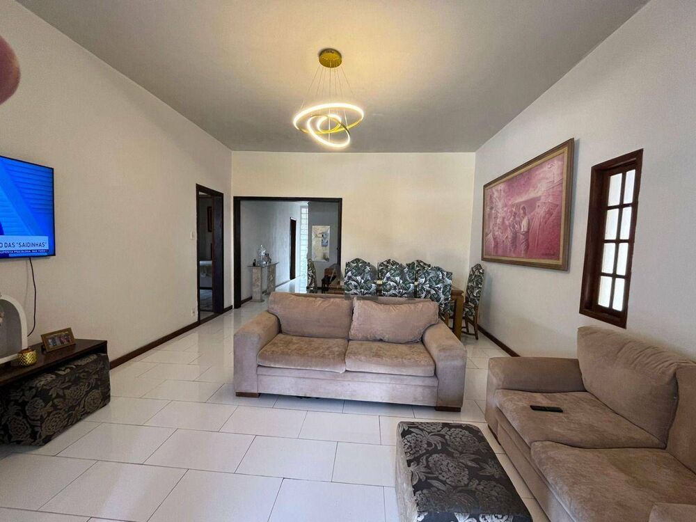 Casa, 5 quartos, 152 m² - Foto 2