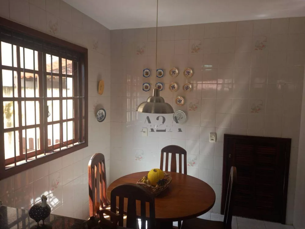 Casa, 3 quartos, 200 m² - Foto 13